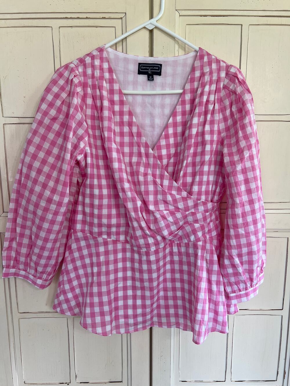 Duffield Lane size medium pink and white gingham plaid blouse top